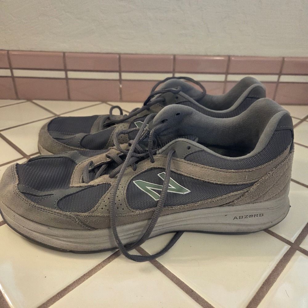 New Balance 877 Walking Shoes Mens 10.5 D Grey Suede Mesh MW877GT ABZORB